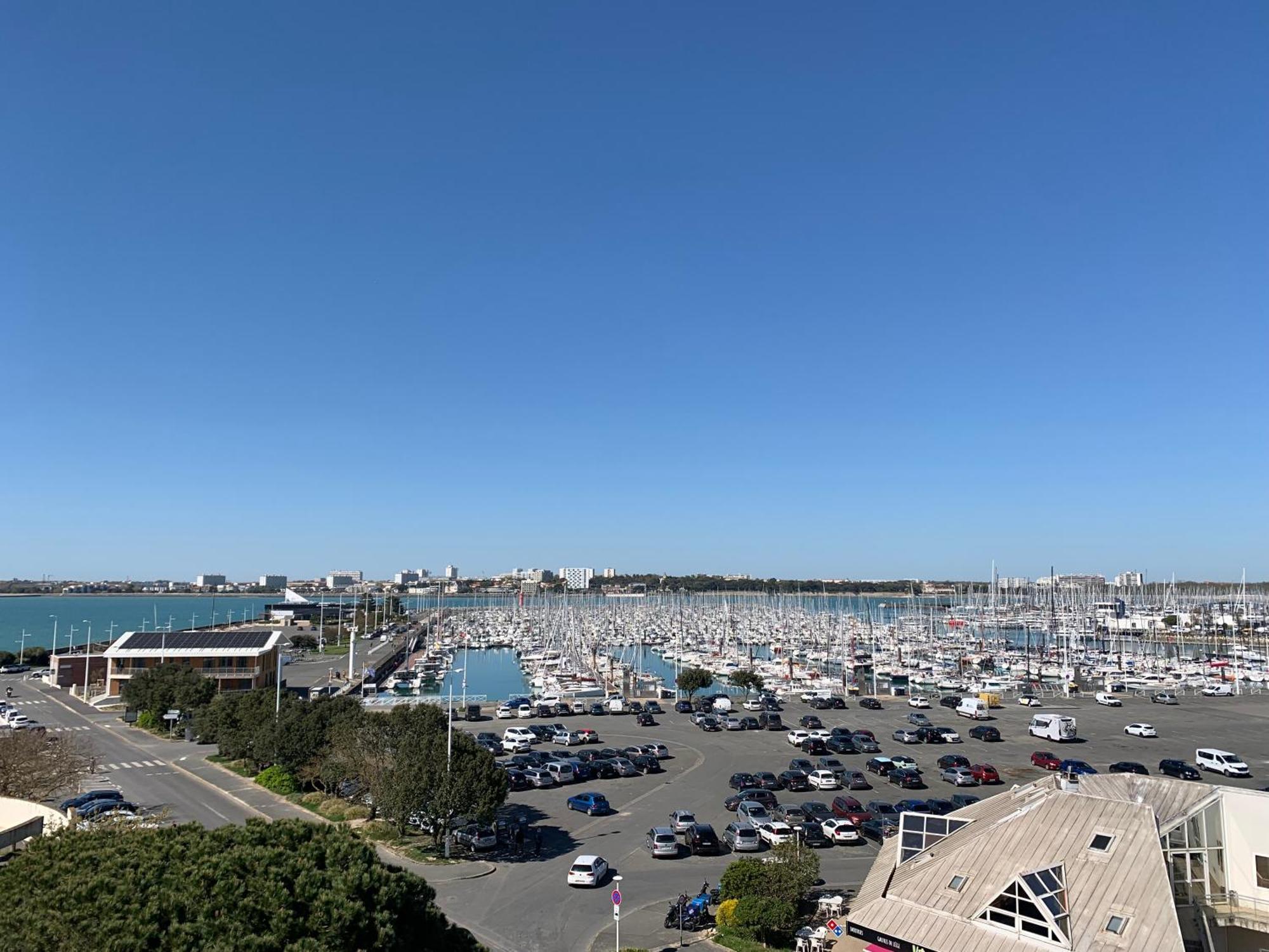 Vue Mer Et Parking La Rochelle  Esterno foto